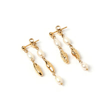 Load image into Gallery viewer, Arms Of Eve - Mimi Pearl Earrings, Gold