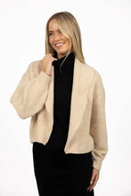 Load image into Gallery viewer, Liana Cardi, Oat