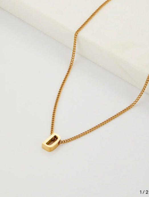 Zafino Letter Necklace letter D