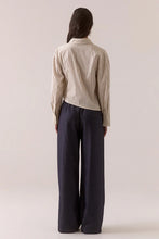 Load image into Gallery viewer, Taven Shirt Latte Stripe