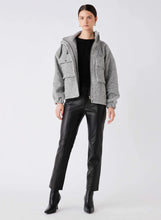 Load image into Gallery viewer, Weekender Jacket - Esmaee