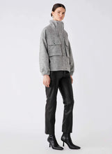 Load image into Gallery viewer, Weekender Jacket - Esmaee