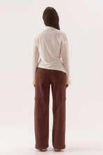 Load image into Gallery viewer, Selen Shirt Chalk - Sovere