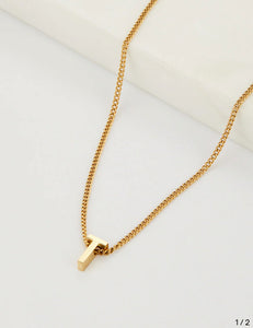 Zafino Letter Necklace letter T