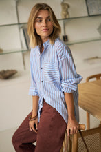 Load image into Gallery viewer, Peta Oversized Shirt