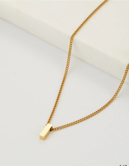Zafino Letter Necklace letter I