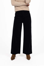 Load image into Gallery viewer, Fleetwood Cord jeans Khaki - Humidity
