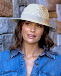Izzy Fedora ivory/grey BD671