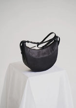 Load image into Gallery viewer, Hobo &amp; Hatch - Pelle Bag, Noir