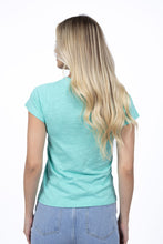 Load image into Gallery viewer, Bene Tee Lagoon Green  - Humidity Lifestyle