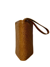 Load image into Gallery viewer, BL76 Pipping wallet cognac