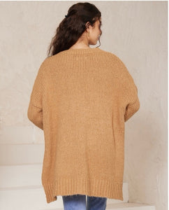 Ava Jumper, Tan Kint