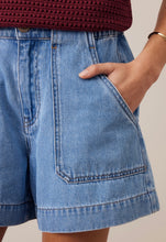 Load image into Gallery viewer, Weekender Shorts - Vintage Blue