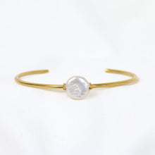 Load image into Gallery viewer, Love Lunamei Perle Cuff Gold