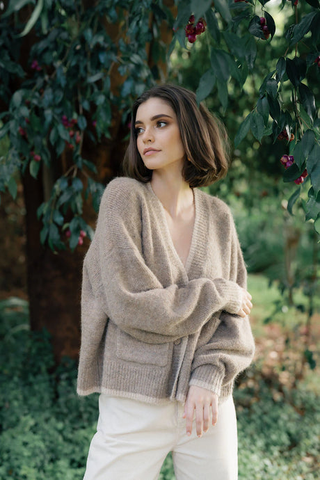 Romi Cardi, Hazelnut/Cream