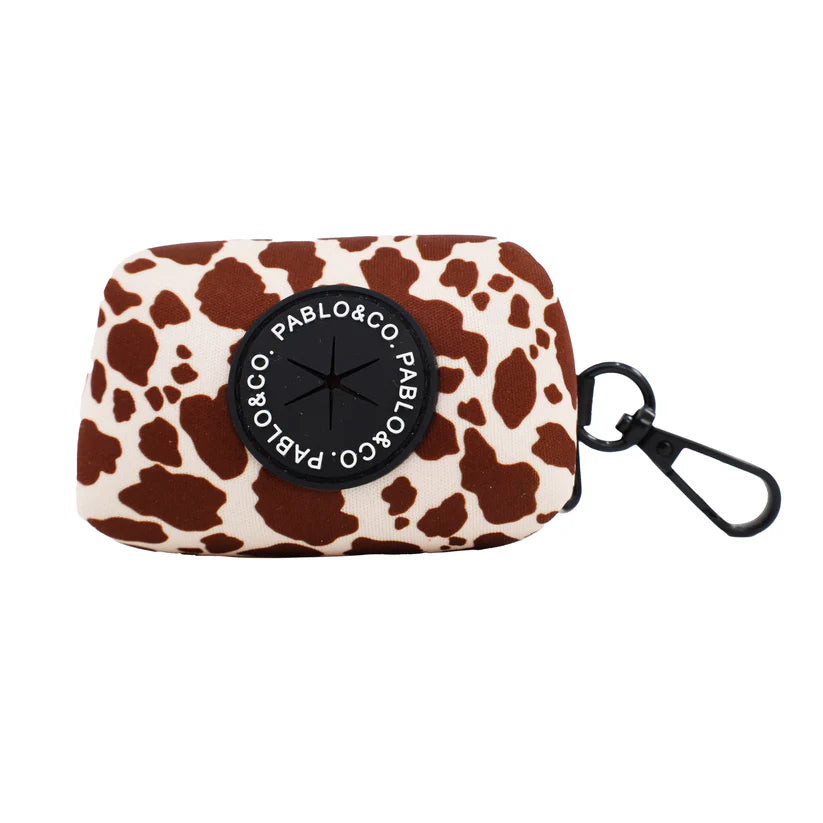 Rodeo poop bag holder