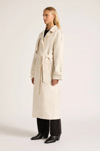 Nude Lucy - Frieda Trench, Cloud