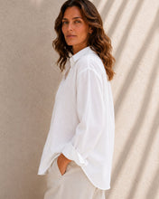 Load image into Gallery viewer, Boyfreind white linen blouse