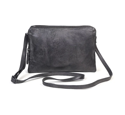 BL18- Black leather bag