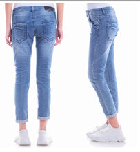 Load image into Gallery viewer, Bianco Jeans - Isabella, Mid Blue