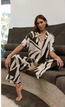 Load image into Gallery viewer, Staple The Label - The Acacia Resort Shirt