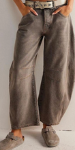 Load image into Gallery viewer, Lexi Barrel Jeans, driftwood