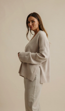 Load image into Gallery viewer, Haven Merino v Pullover Wheat Talamaya