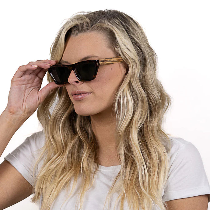 SOEK Sunglasses - Nilaa, Honey Tort