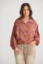 Load image into Gallery viewer, hazel Shirt Autum Spritz