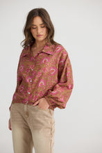 Load image into Gallery viewer, hazel Shirt Autum Spritz