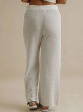 Load image into Gallery viewer, Crepe Knitted Pant Talamya