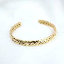 Load image into Gallery viewer, Braided Cuff, Gold