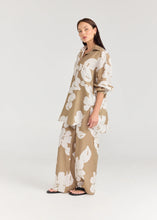 Load image into Gallery viewer, Brooklyn Shirt, Olive Bloom