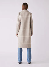 Load image into Gallery viewer, Esmaee - Blanca Coat, Beige Check