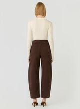 Load image into Gallery viewer, Mayfair Barrel Jeans