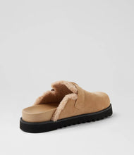 Load image into Gallery viewer, Merchah Slides, Camel Black - Mollini