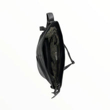 Load image into Gallery viewer, BL-06 Wash Learher bag Green