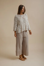 Load image into Gallery viewer, Prism Pullover, Calico