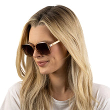 Load image into Gallery viewer, SOEK Sunglasses - Scarlett, Champagne