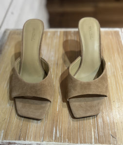 Preetence Tan Suede  Heel Leather Mollini