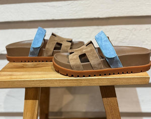 Upol Flats, Light Choc/ Denim