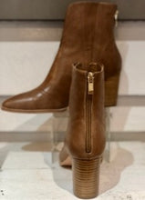 Load image into Gallery viewer, Django &amp; Juliette - Albas Boots, Tan Leather