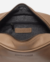 Load image into Gallery viewer, Stitch &amp; Hide -Taylor Bag, Oak