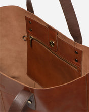 Load image into Gallery viewer, Emma Maple Leather Tote - Stitch &amp; Hide